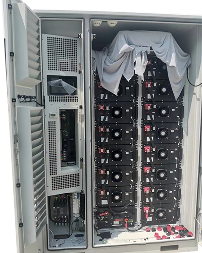 Interior del generador estático de reactiva de alto voltaje - Módulos paralelos