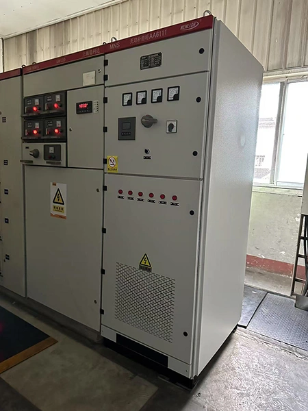 Banco de condensadores de alto voltaje